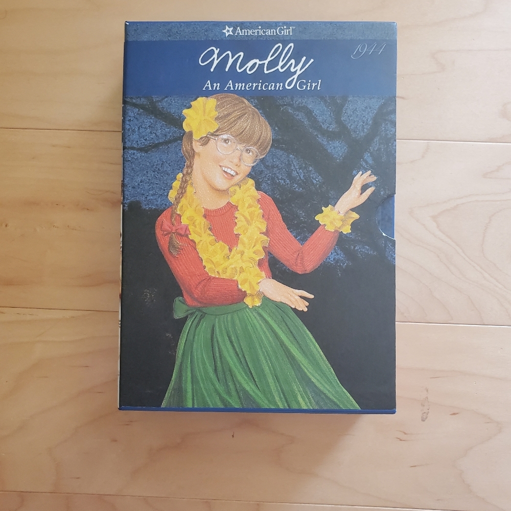 American Girl Molly Box Set